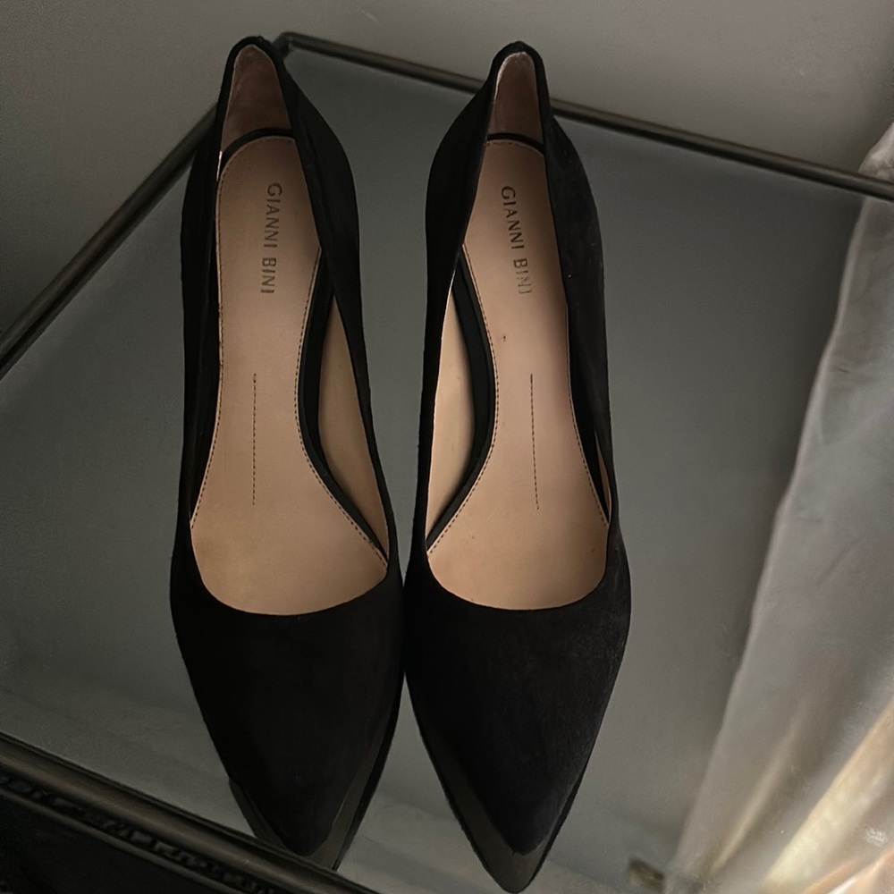 Gianni Bini Pumps